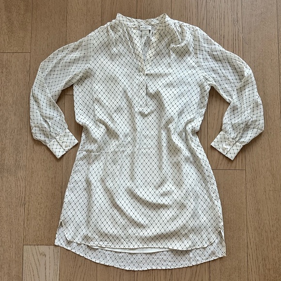 Like New Club Monaco Silk Popover Tunic - Picture 2 of 9